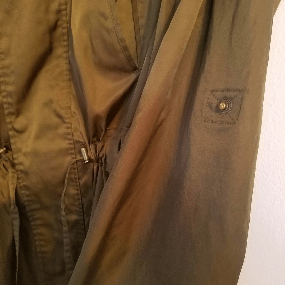 Chaqueta utilitaria para exteriores Dana Buchman verde militar con capucha cremallera completa Foto 4 de 4