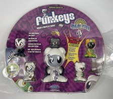 UB Funkeys Multiplayer Starter Kit Mattel Rad...