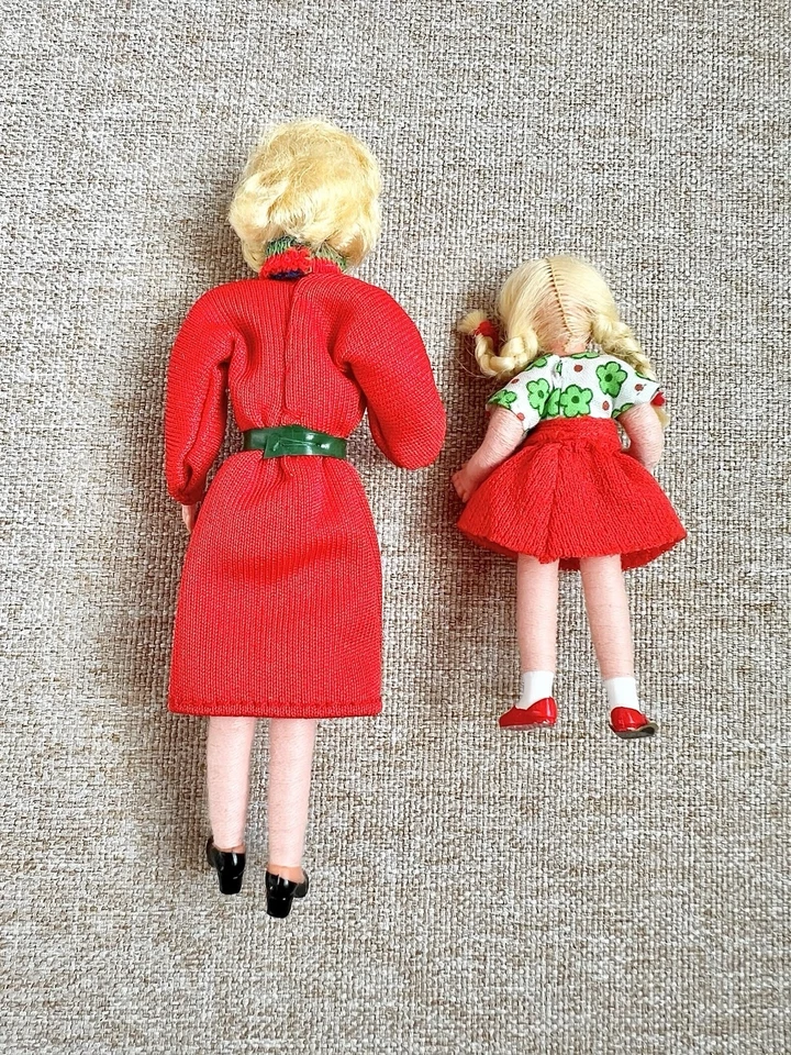 Lote de 2 Mini Muñecas Casa de Muñecas Caco Alemanas De Colección En Cajas Originales Muñecas R ¡Como Nuevas! (D Foto 2 de 4