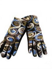 Woman's Cozy Swirl Pattern Yarn Embroidered Winter Gloves