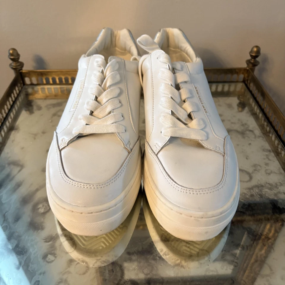 Zapatos Sam Edelman para mujer talla 8,5 blancos plateados bajos de cuero con cordones Foto 3 de 4