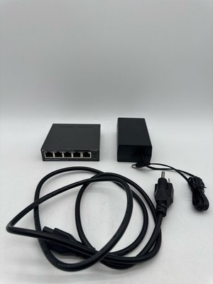 TP-Link TL-SF1005P 5-Port Fast Ethernet PoE Switch 4 PoE+ 10/100 Mbps Desktop