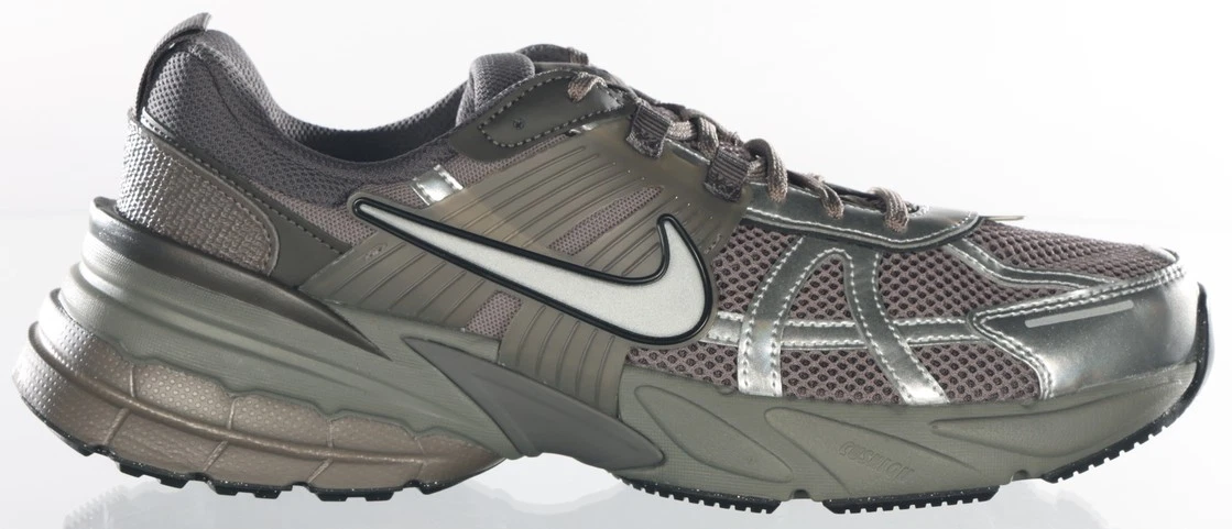 Nike V2K Run Velvet Brown for Sale | Authenticity Guaranteed | eBay