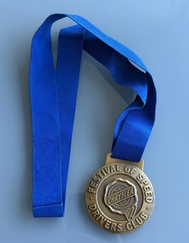 1999 GOODWOOD FESTIVAL SPEED CHRYSLER DRIVERS CLUB COMPETITOR BADGE MEDAL PASS