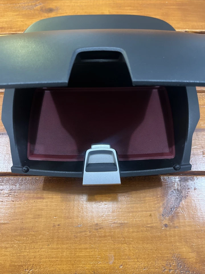 2010-2015 Chevy Equinox GMC terreno painel central compartimento de armazenamento superior fabricante de equipamento original - Imagem 4 de 4