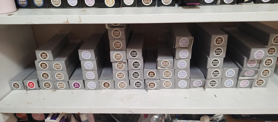 Crema Paul Mitchell, The Demi, And Shines Foto 2 de 4