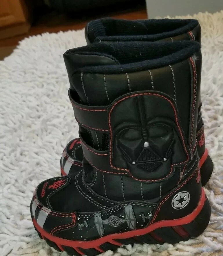 Star Wars Darth Vader Boys Light Up Disney Kids Winter Boots Size 5/6 Boys Snow - Image 3 of 4