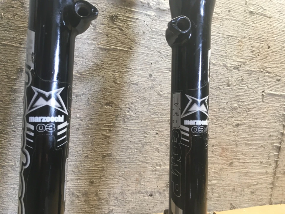 Amortiguadores bomber EXR comp marzoochi 03 amortiguadores bicicleta Foto 3 de 4