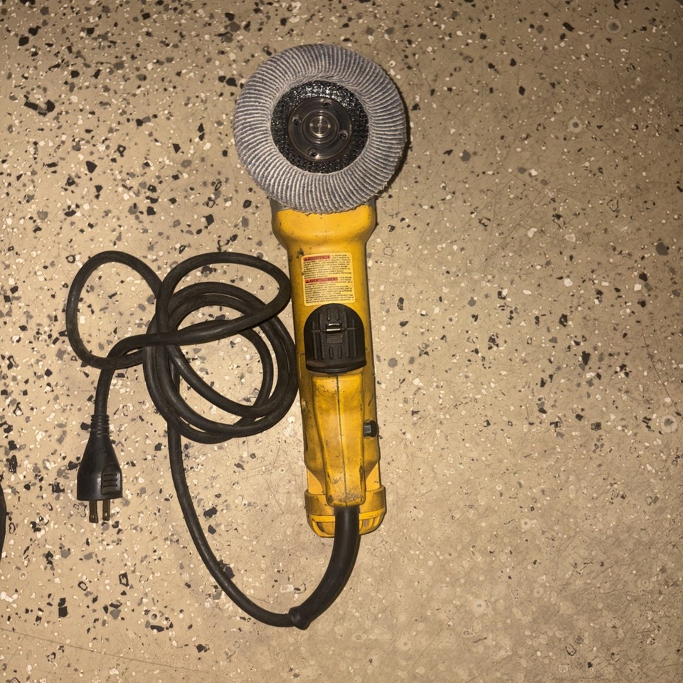Déflecteur N265479 Pour Meuleuse Dewalt DWE402 – Pièce D'origine OEM, Neuve