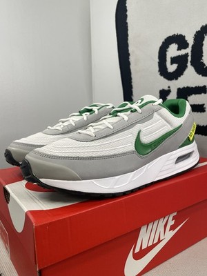 NCAA x Nike Air Max Verse  Oregon Ducks  White/Apple Green IB3224-100 Men Size 9