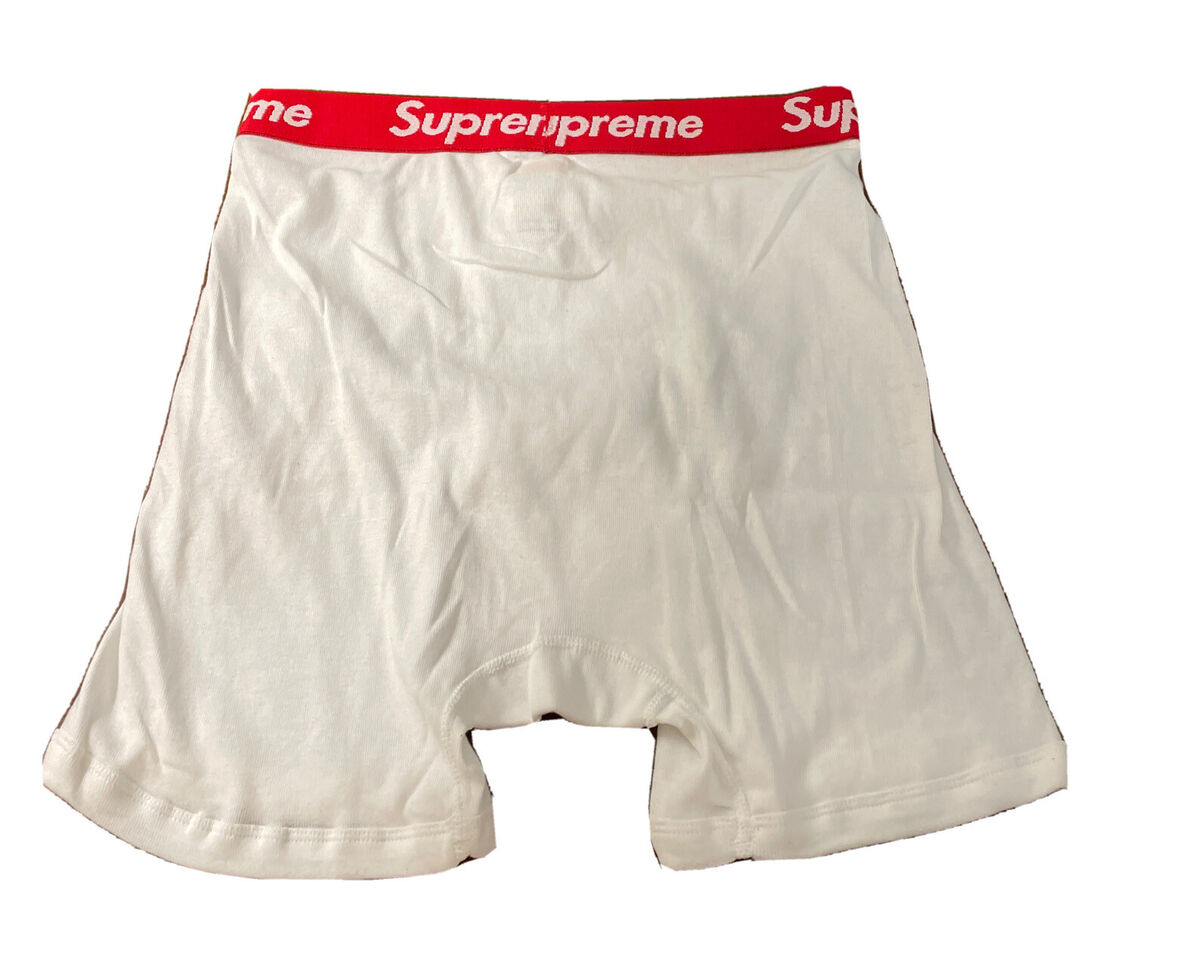 SUPREME/ HANES/ WHITE UNDERWEAR BOXER BRIEFS SIZE MEDIUM SUPREME/ HANES/ WHITE UNDERWEAR BOXER BRIEFS SIZE MEDIUM