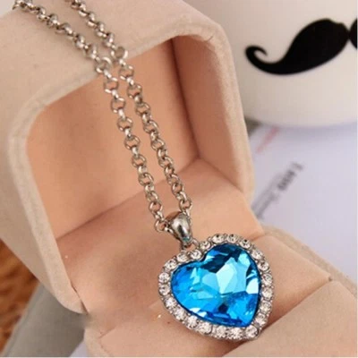 TITANIC HALSKETTE -HERZ DES OZEANS- ZIRKONIA KRISTALLE BLAU STRASS EDEL NEU&OVP - Bild 1 von 3