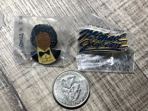Michael Jackson 2 1980’s Lapel Pin Button Badge THRILLER Off The Wall Retro New - Picture 2 of 2