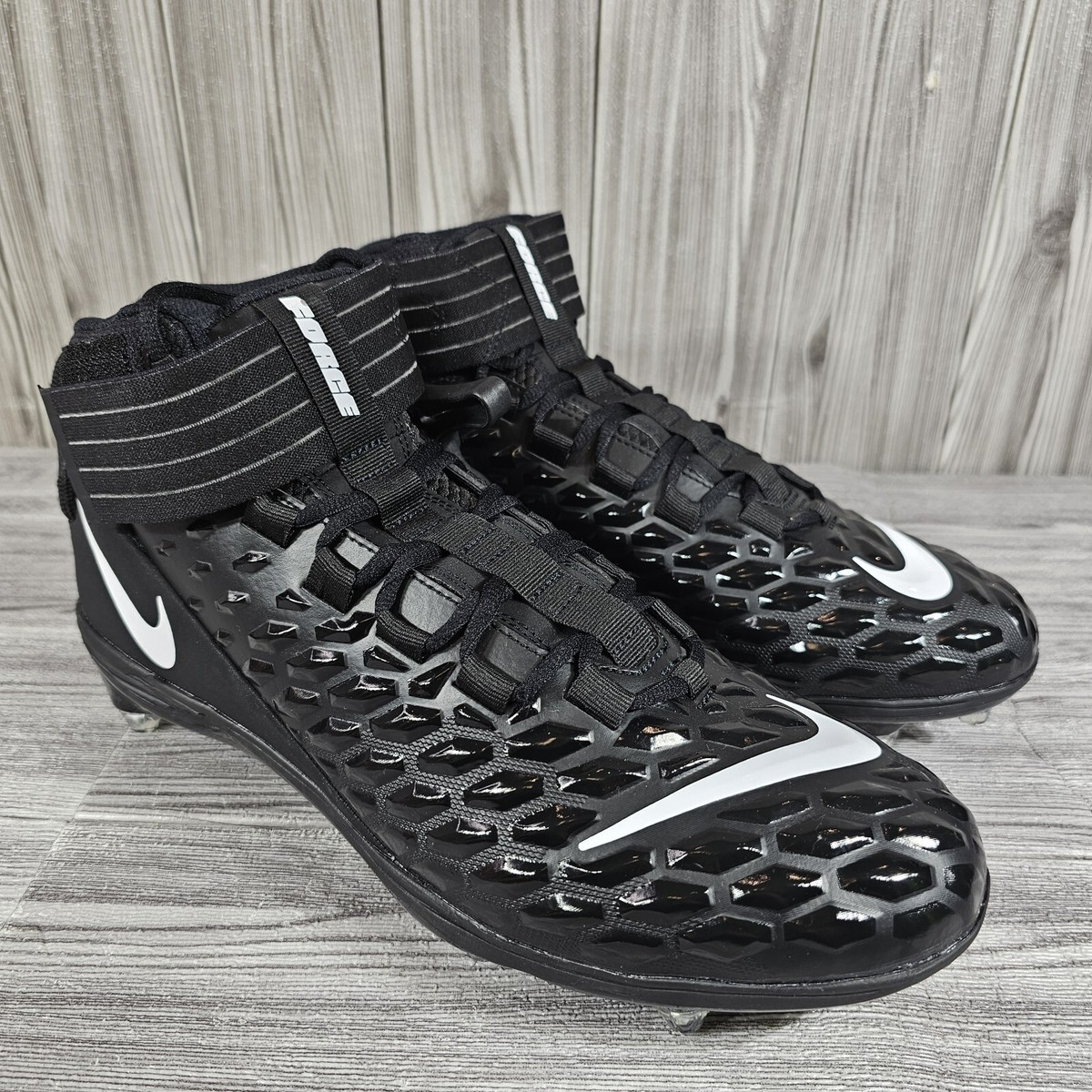 Nike Men\'s Size 13.5 Black Force Savage 2 Pro Football Cleats Amazon.com | Men main image 4