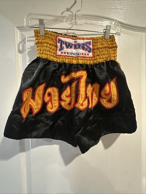 TWINS SPECIALヘッドギア　 ボクシングショーツ 黒金 Twins Special Muay Thai Shorts Adult M Black Gold Red Bangkok Mens