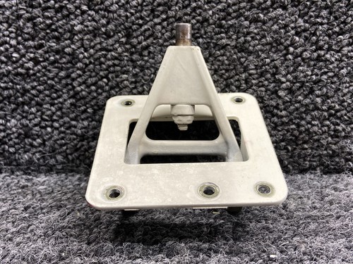 5115537-1, 5115549-5 Cessna 421C Aileron Yoke Assembly w Bracket LH