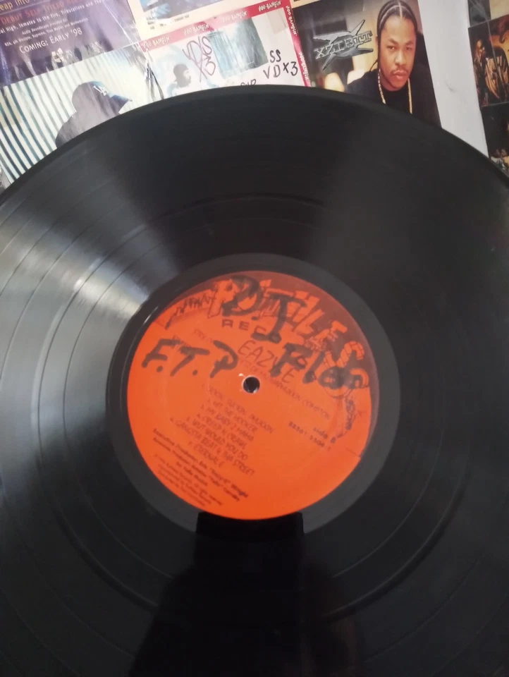 Eazy-E - Str8 Off Tha Streetz Of Muthaphukkin Compton  (1996) Ruthless Vinyl Lp Foto 3 de 4