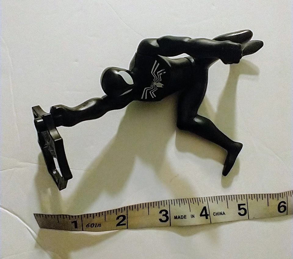 Figura de acción Marvel McDonald’s Black Spider-man 2009 cuerda aprox. 5" Foto 2 de 4