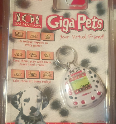  101 Dalmatians Virtual Pet Keychain 1998 MPN CK2947
