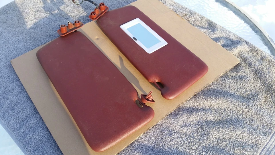 Parasol Volvo 740 760 vintage 1985 1986 1987 1988 1989 rojo granate fabricante de equipos originales L&R en muy buena condición Foto 4 de 4