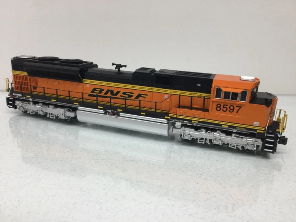 Atlas #30138151 BNSF SD 70ACe Diesel #8597 w/PS 3.0 3 Rail  New - Image 4 of 4