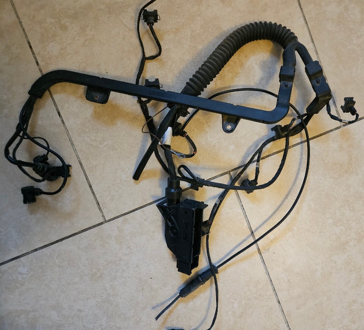 1993-1995 Mercedes-Benz W140 Engine Wiring Harness 1405460264