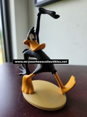 Looney Tunes Daffy Duck Figurine Statue