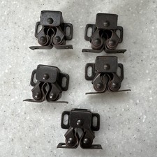 5 Metal Cabinet Door Latches