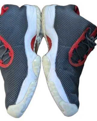 Nike Air Jordan Future Low  Black Red  UK Größe 11