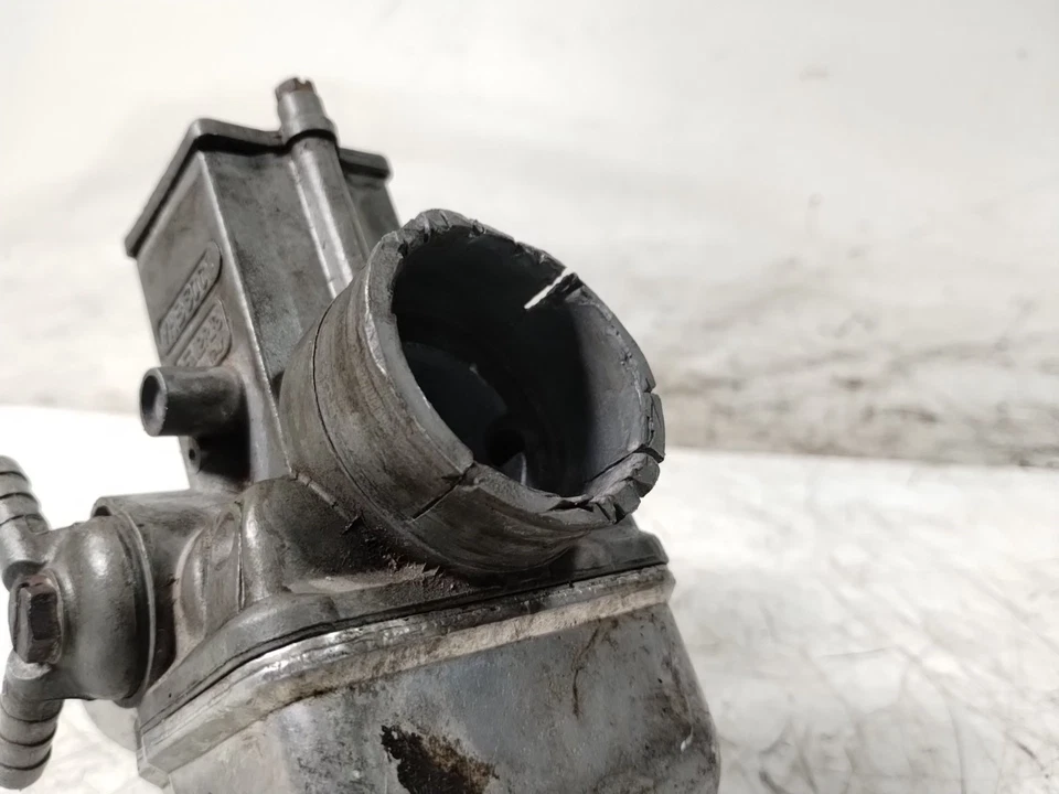 Carburador izquierdo Moto Guzzi Convert V1000 1976 Foto 2 de 4