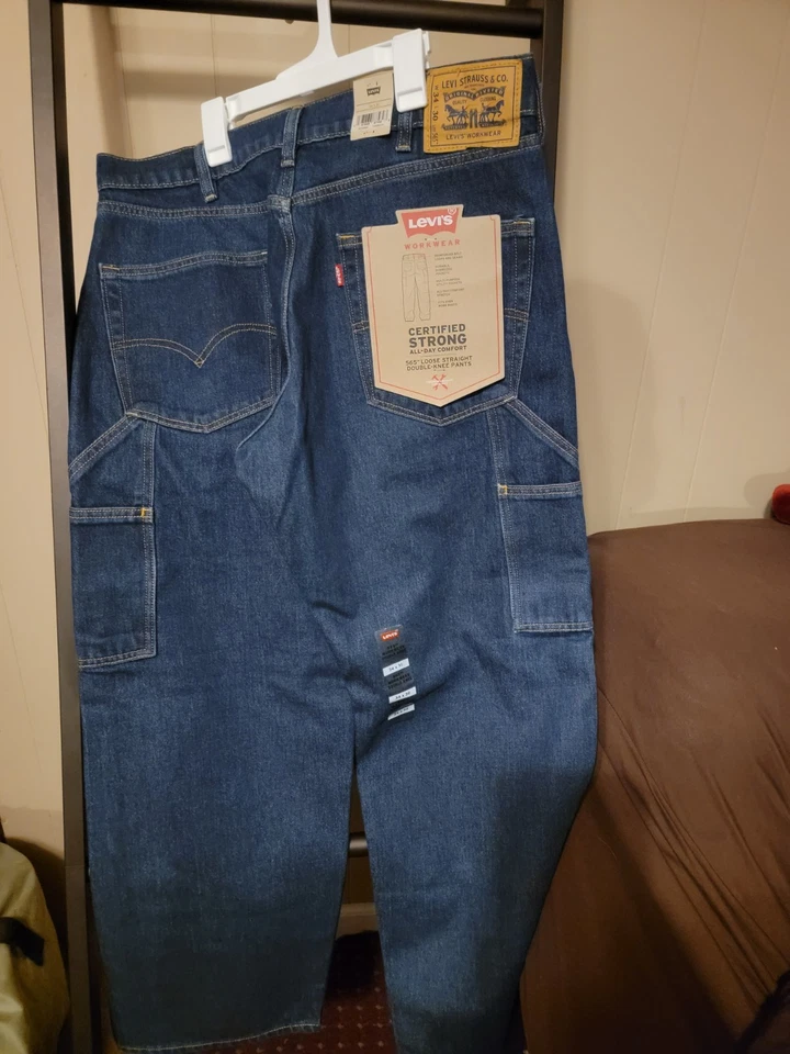 Pantalones de mezclilla para hombre Levis 565 sueltos rectos de doble rodilla talla 34x30 azules con etiquetas Foto 2 de 4
