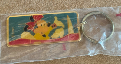 Vintage Disney Minnie Mouse Keychain Driving Car Metal 1990s enamel World