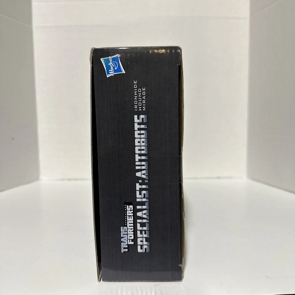 Transformers Generations Specialist Autobots Ironhide Hound Mirage Rare HTF Set - Image 3 of 4