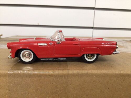 1955 Ford Thunderbird Convertible #94228 Road Signature Die Cast Scale 1:43 RED - Picture 1 of 12
