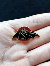 Batman Enamel Golden 1.2" Pin Metal Badge Brooch for backpack lapel hat bag