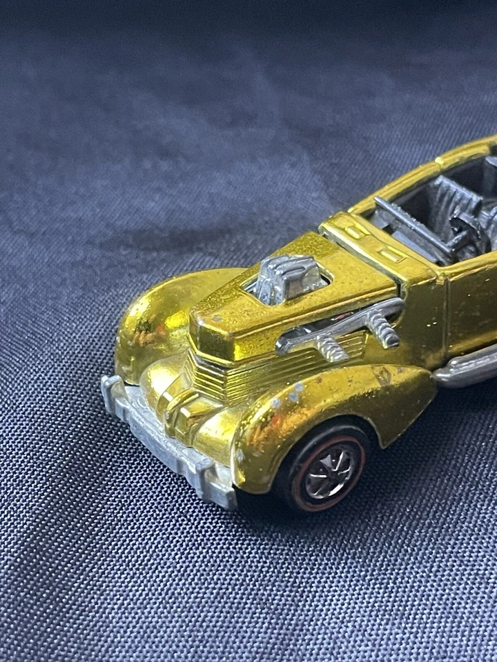 1970 RARE Hot Wheels CLASSIC CORD USA Redline Spectraflame GOLD Yellow No Roof - Image 2 of 4