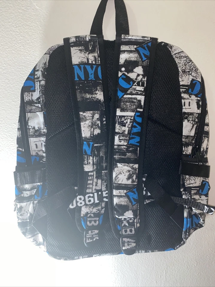 Shark Graffiti Backpack with USB Cable for Boys 12-18 Year Full Zize For Boys - Image 3 of 4