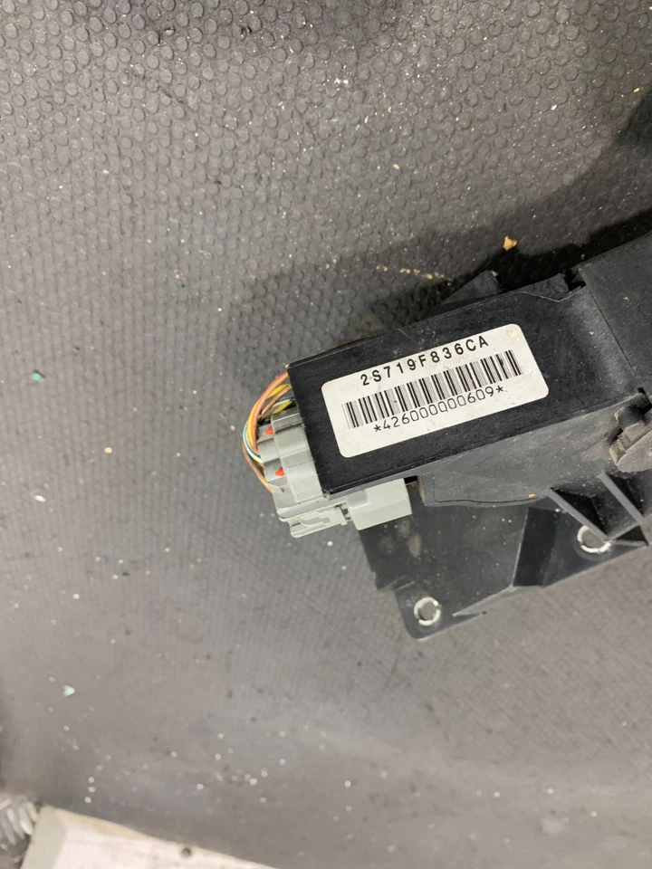 Pedal acelerador Jaguar X Type 2.2 2003 2S719F836CA #2 Foto 2 de 3