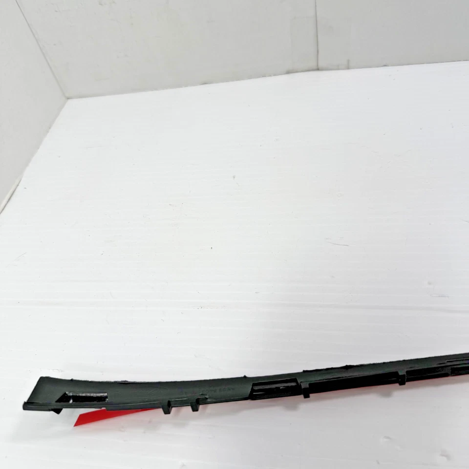 Nuevo parabrisas derecho Ford Fiesta 2011-2019 moldura Be8z-5403178-A OEM Foto 3 de 4