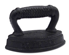 Vintage Round Oak Stoves  Ranges Mini Cast Iron Salesman Sample Sad Iron FRESHP