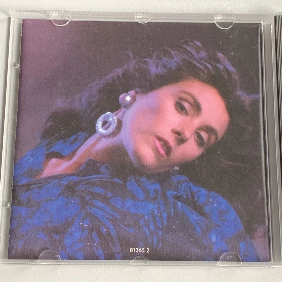 CD Laura Branigan - Hold Me - 1985 - First German press - sehr guter Zustand - Bild 3 von 4
