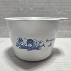 Vtg Corningware 1972 Blue Seasons Greetings 1QT Employee Gift Measuring Bowl HTF