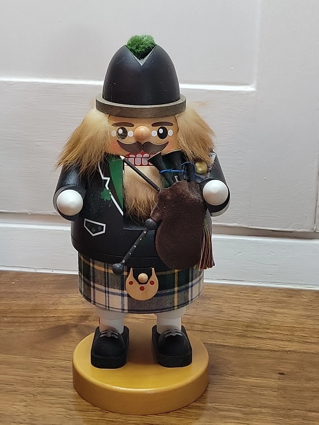 Steinbach / Richard Glässer. Scottish Bagpipe Player Nutcracker 7.5"