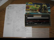 Athearn 03042 EMD F7B Unpowered Dummy Locomotive Southern Pacific SP 6169 HO