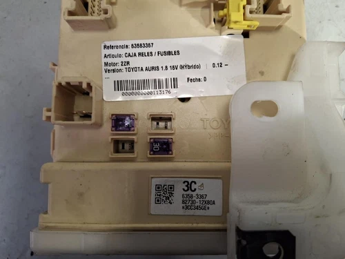 63583367 Caja Reles/Fusibles para TOYOTA AURIS (E18) * 2014 113176 - Imagen 2 de 7
