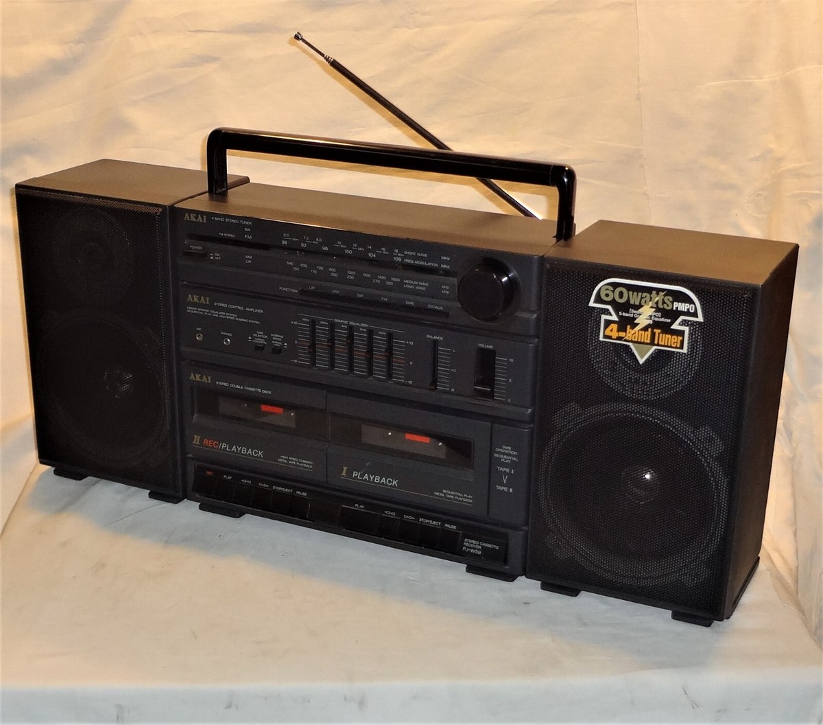 VINTAGE 1990 AKAI PJ-W59 AM/FM RADIO DUAL CASSETTE RECORDER