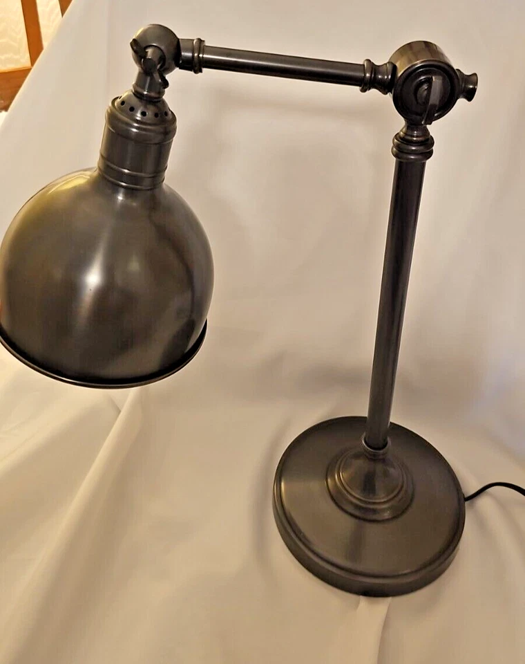 Pottery Barn Metal Antiguo Peltre Lámpara de Mesa Estilo Industrial Atenuador Ajustable Foto 2 de 4