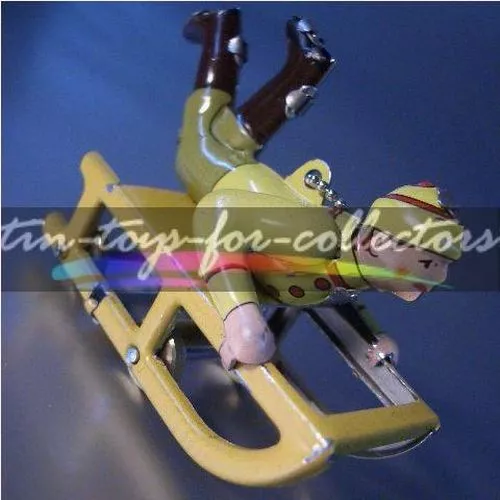 SCHLITTEN JUNGE - LITHOGRAPHIERTE BLECHMINIATUR - PENNY TOY (F1) - Bild 1 von 4