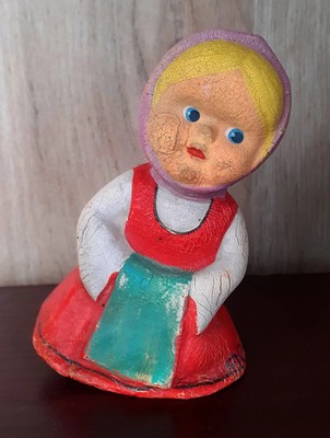 Extrem seltene sowjetische Kunst Handarbeit Gummipuppe in traditionellem Kostüm