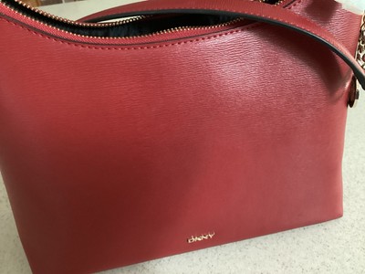 NWT $228 DKNY Signature Logo BRYANT LARGE CONVERTIBLE/SHOULDER HOBO RED Handbag.
